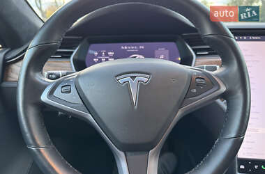 Лифтбек Tesla Model S 2020 в Запорожье