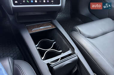 Лифтбек Tesla Model S 2020 в Запорожье
