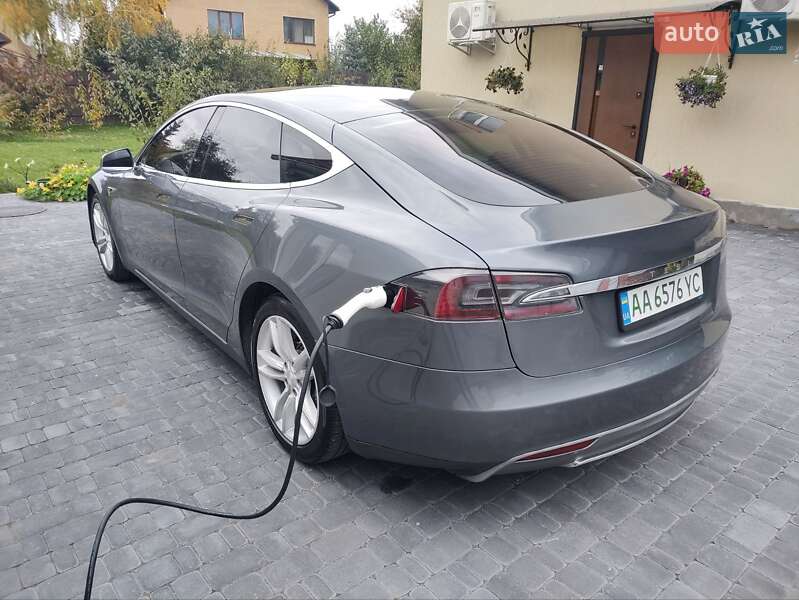 Ліфтбек Tesla Model S 2013 в Василькові фото 3 Ліфтбек Tesla Model S 2013 в Василькові
