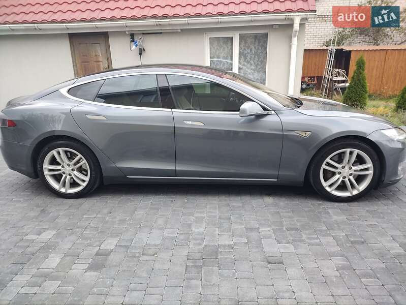 Ліфтбек Tesla Model S 2013 в Василькові фото 4 Ліфтбек Tesla Model S 2013 в Василькові