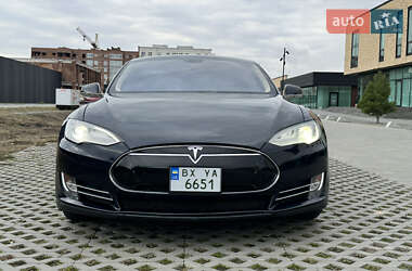 Tesla Model S 2014