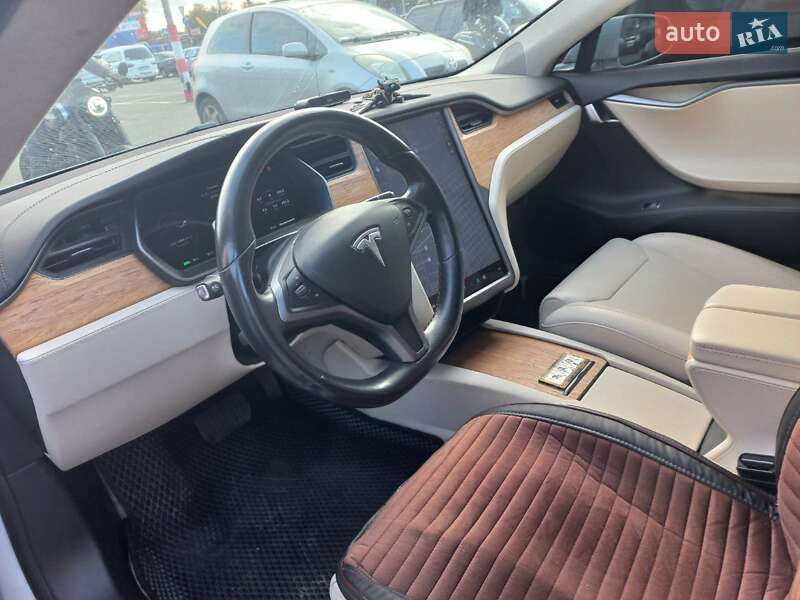 Ліфтбек Tesla Model S 2019 в Одесі фото 11 Ліфтбек Tesla Model S 2019 в Одесі