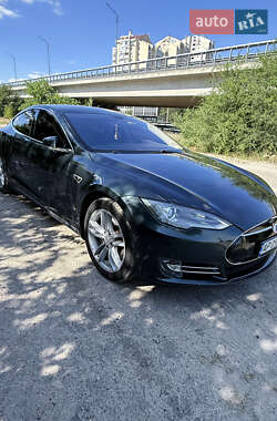Tesla Model S  2014
