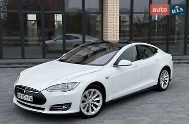 Tesla Model S  2013