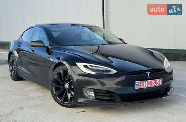 Tesla Model S  2016