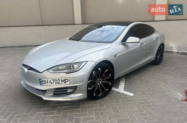 Tesla Model S  2013