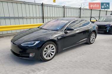 Tesla Model S 2017