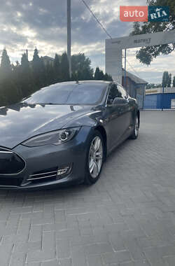 Tesla Model S  2013