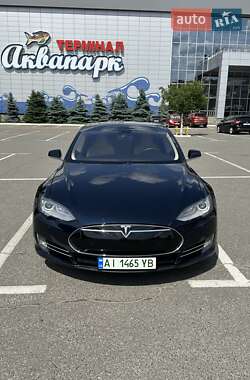 Tesla Model S 2013
