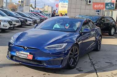 Tesla Model S  2022