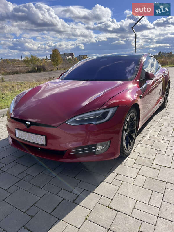 Tesla Model S