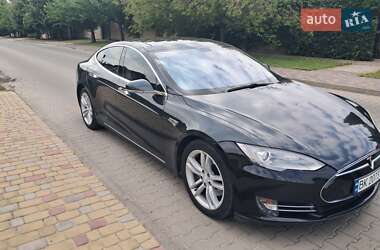 Tesla Model S 2013