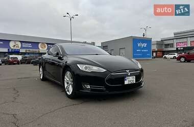 Tesla Model S  2014