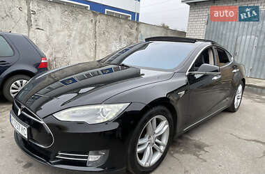 Tesla Model S  2014