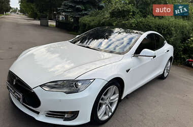 Tesla Model S  2014