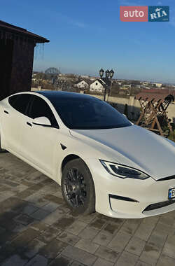Tesla Model S  2021