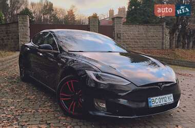 Tesla Model S  2015