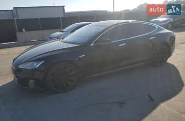 Tesla Model S  2016