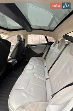 Ліфтбек Tesla Model S 2013 в Києві