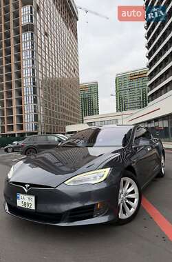 Tesla Model S  2017
