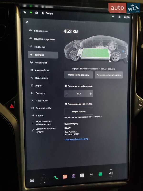 Лифтбек Tesla Model S 2016 в Львове