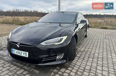 Tesla Model S  2016