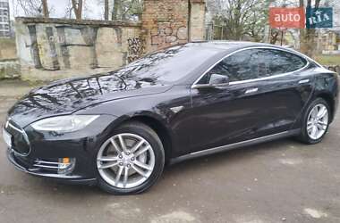 Tesla Model S  2015