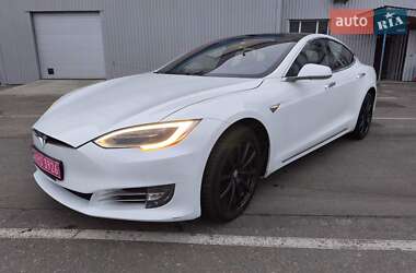 Tesla Model S  2018