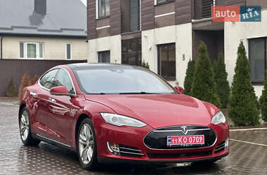 Tesla Model S  2015