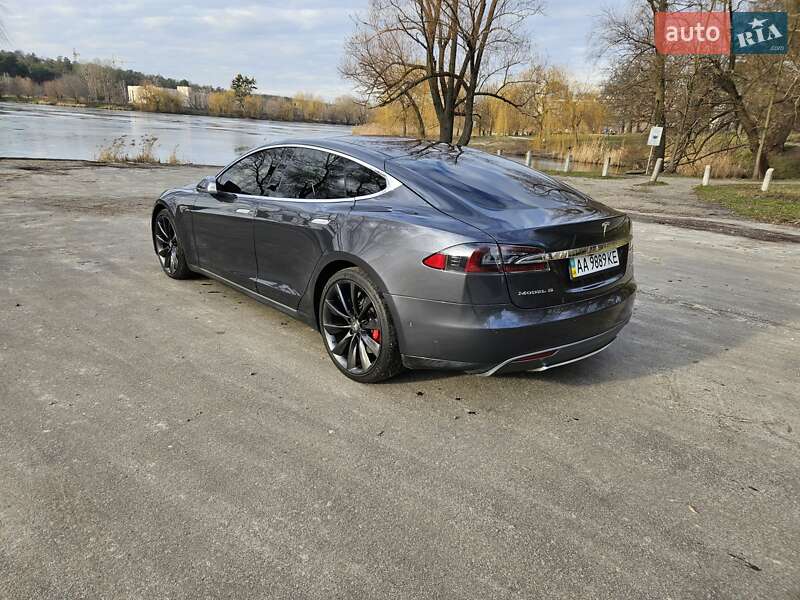 Ліфтбек Tesla Model S 2014 в Києві фото 8 Ліфтбек Tesla Model S 2014 в Києві