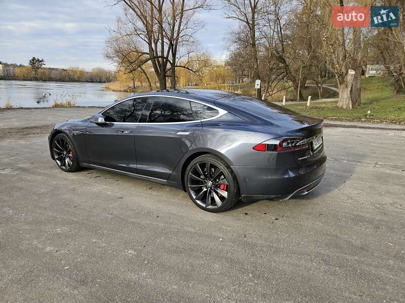 Ліфтбек Tesla Model S 2014 в Києві фото 7 Ліфтбек Tesla Model S 2014 в Києві