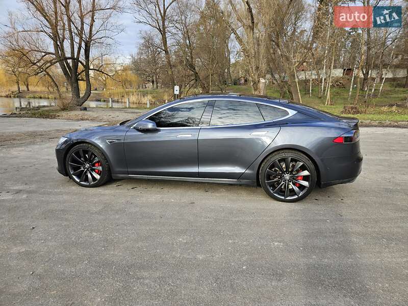 Ліфтбек Tesla Model S 2014 в Києві фото 6 Ліфтбек Tesla Model S 2014 в Києві
