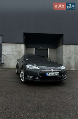 Tesla Model S  2014