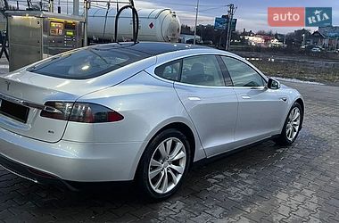 Tesla Model S  2013