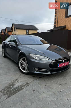 Tesla Model S  2014