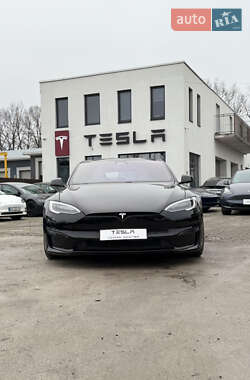 Tesla Model S  2021