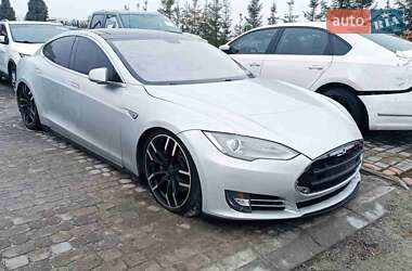 Tesla Model S  2013