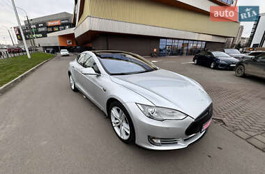 Tesla Model S  2014