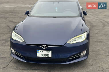 Tesla Model S 2017