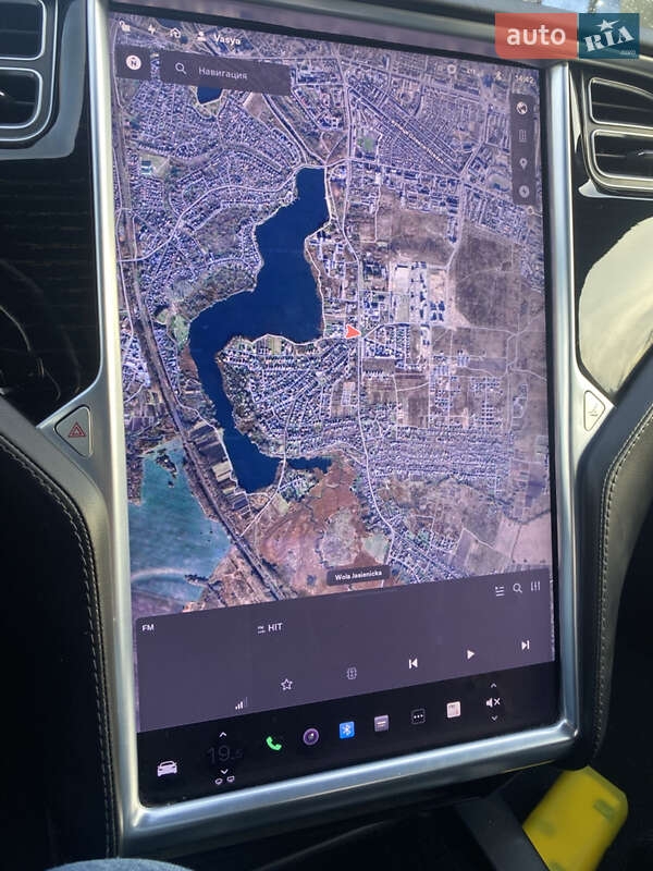 Лифтбек Tesla Model S 2018 в Ровно