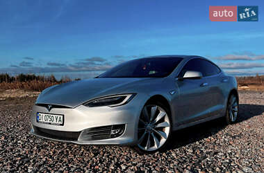 Tesla Model S 2016
