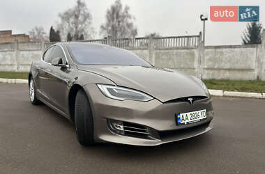 Tesla Model S  2015