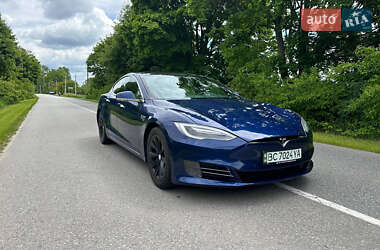 Tesla Model S 2016