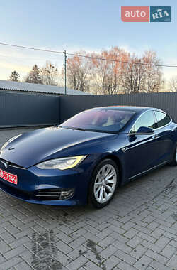 Tesla Model S 2018