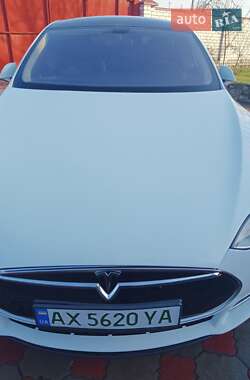 Tesla Model S 2014