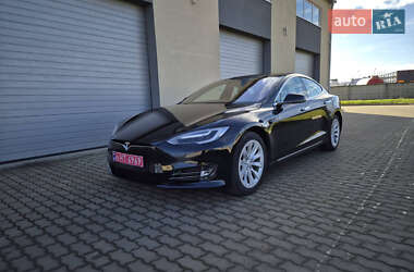 Tesla Model S 2017