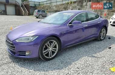 Tesla Model S  2013