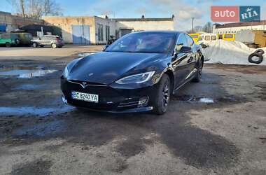 Tesla Model S  2019