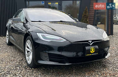 Tesla Model S 2016