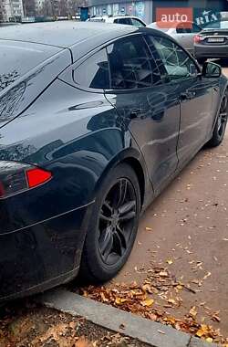 Tesla Model S  2013